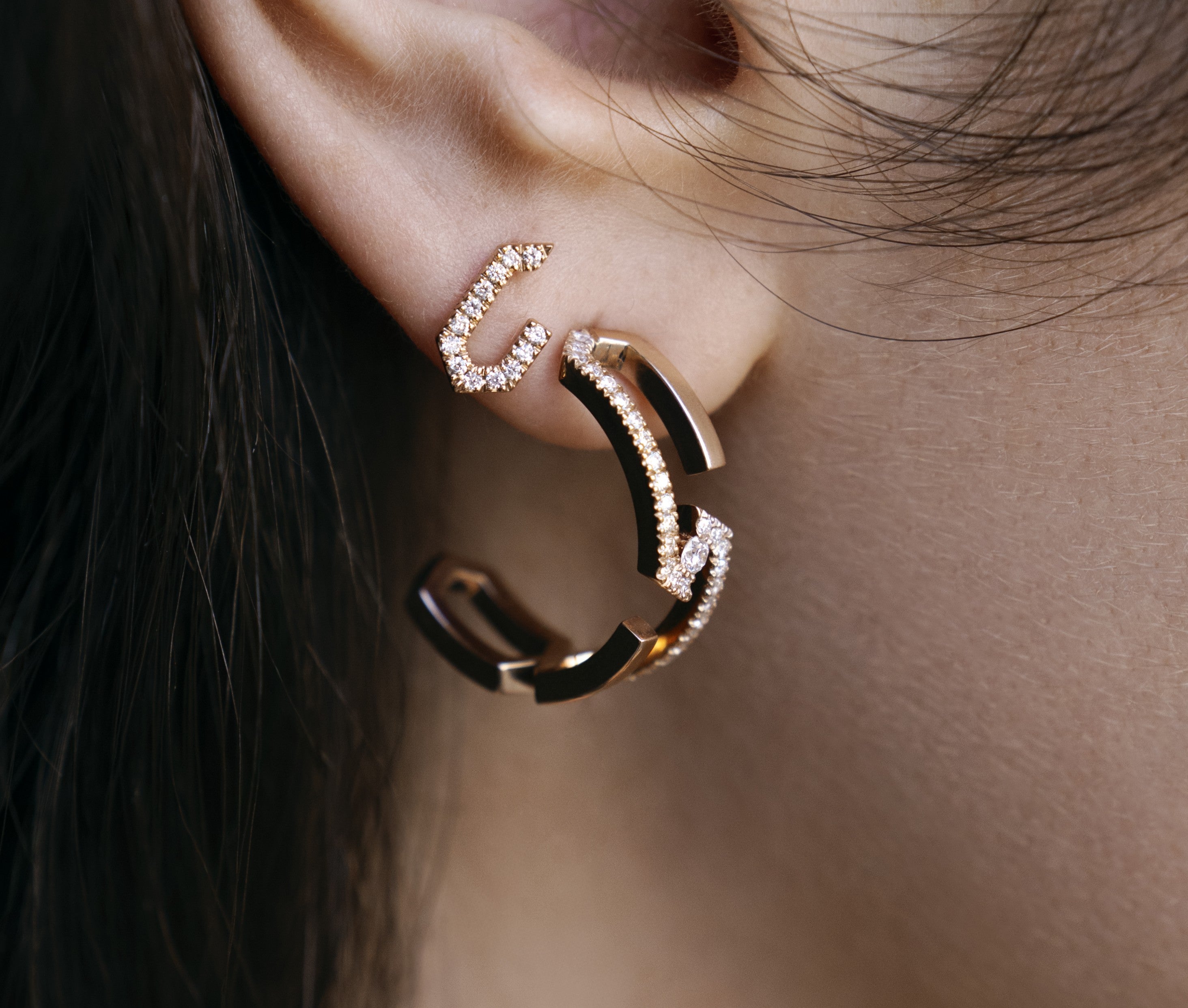 ROOTS MUSE DUET HOOP EARRINGS - HALF PAVÉ