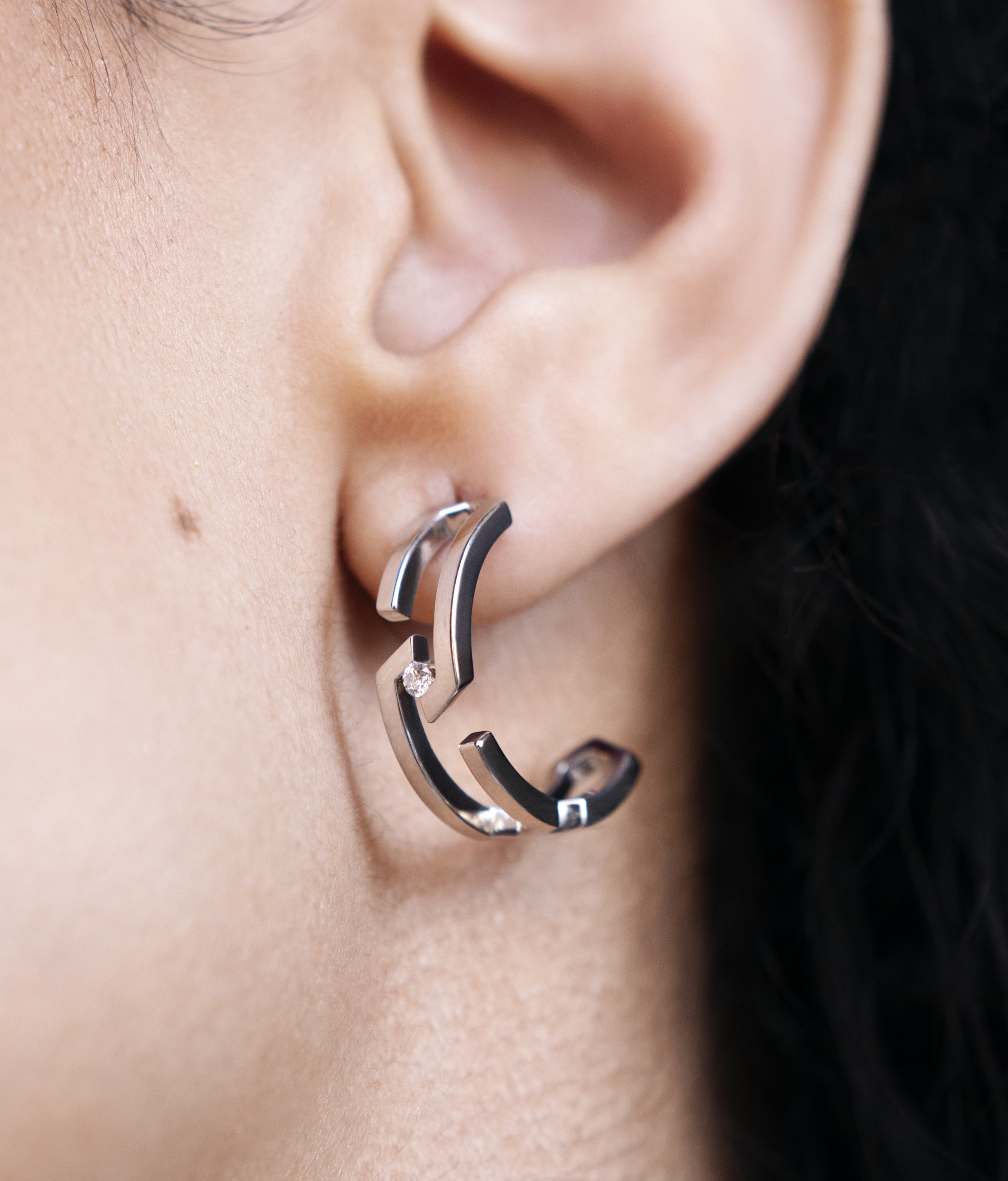 ROOTS MUSE DUET ACCENT HOOP EARRINGS